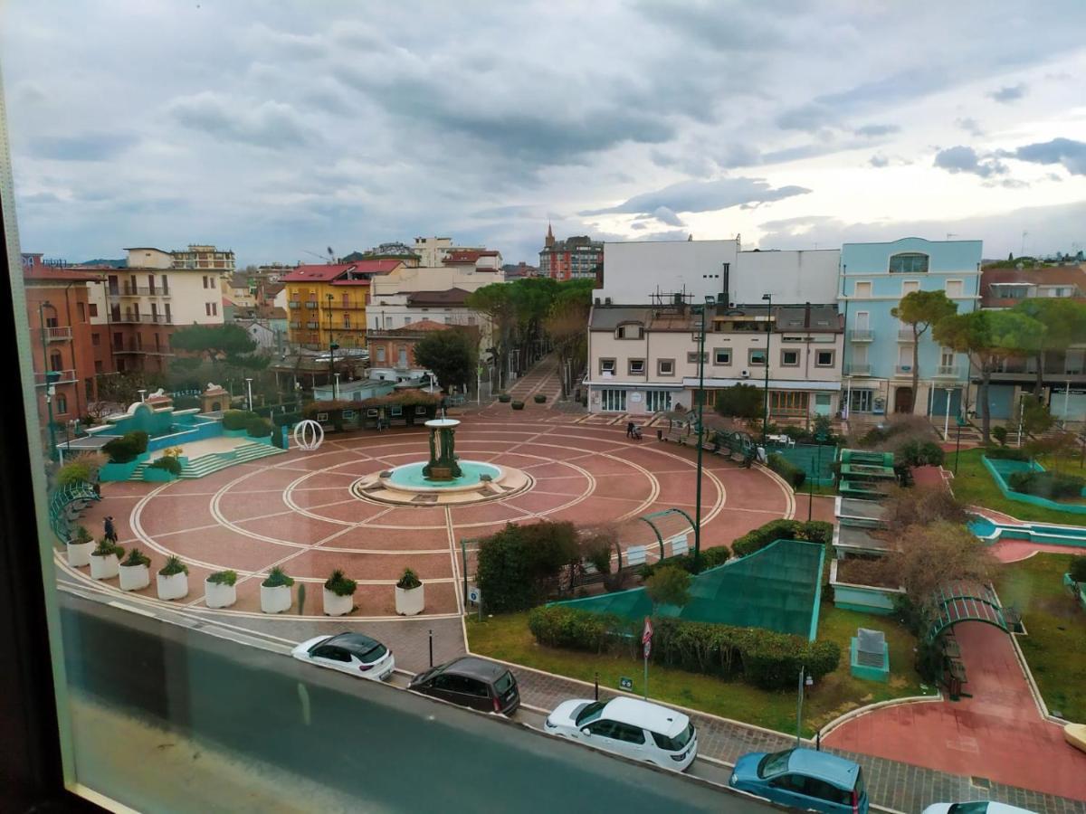 Camera Tripla con Balcone